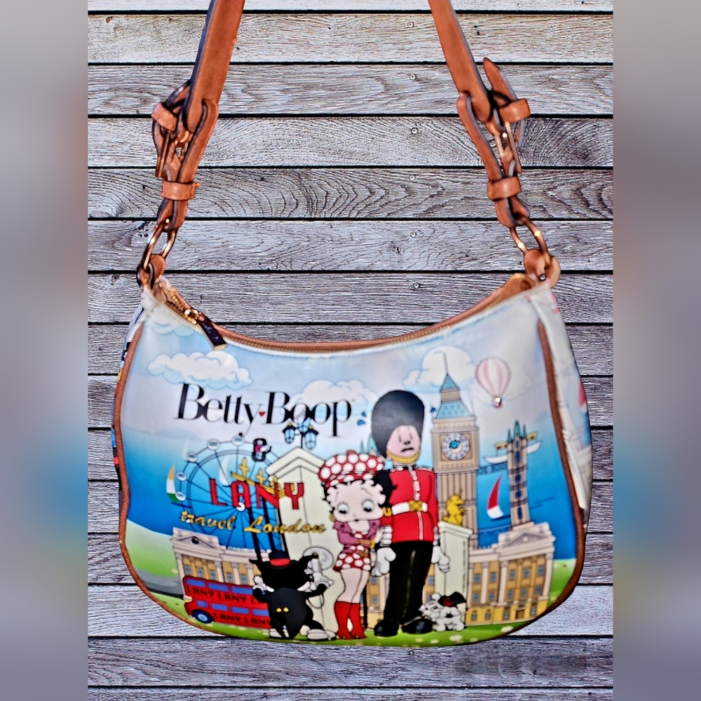 LANY BETTY BOOP IN PARIS SHOULDER BAG